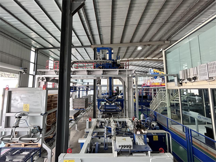 QGM series ZN summus finis imitatio lapidis PC productionis lateris linea feliciter confecta est ad principales materias aedificium viride societatis in Sinis Africus.